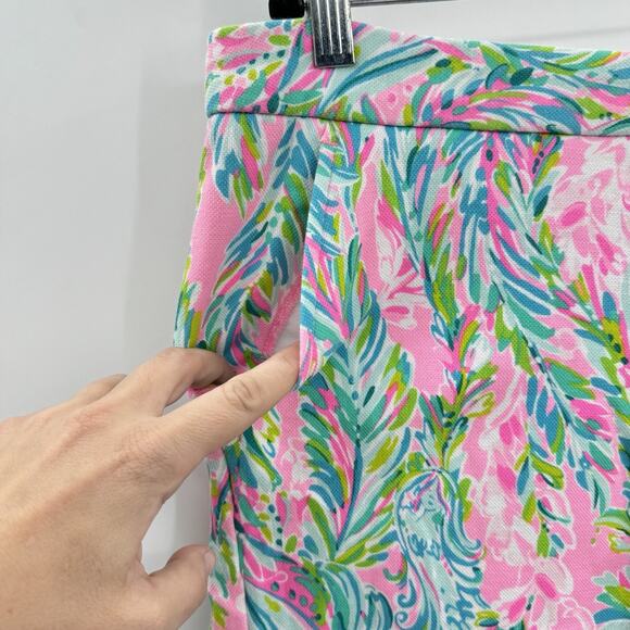 Lilly Pulitzer Buttercup Scallop Hem Shorts Sz 14 Pink Green Stretch Tropical - Picture 3 of 11